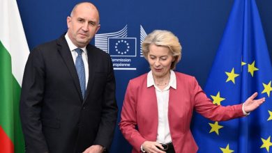Photo of Bulgaria va fi penalizată pentru deficit la doar câteva luni după aderarea la zona euro. Premierul Radev acuză fostul guvern: „Au mințit”