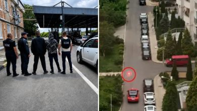 Photo of video | Cei doi străini care au lansat focuri de artificii din mașină într-o curte din Chișinău au fost expulzați din R. Moldova