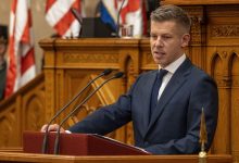 Photo of Ungaria îşi va modifica Constituţia pentru a demite președintele