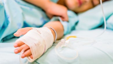 Photo of Atenție la provocările de pe TikTok! Mai mulți copii au ajuns la spital cu arsuri grave după ce au încălzit jucării în cuptorul cu microunde