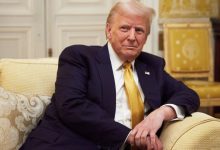 Photo of Biblii, parfumuri, criptomonede și procese: De unde a făcut bani Donald Trump după revenirea la Casa Albă