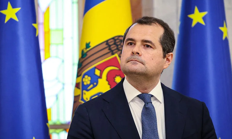 Photo of Cine sunt cei patru noi miniștri propuși în guvernul Vasile Tofan?