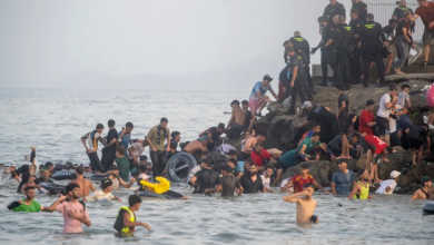 Photo of Zeci de mii de migranți s-au întors voluntar în Maroc după ce au trecut pe teritoriul spaniol Ceuta