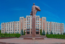 Photo of Tiraspolul introduce în școli „ritualul” de luni: elevii vor ridica steagul și vor intona imnul transnistrean
