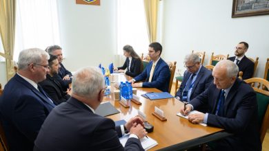 Photo of 1.622 de zile de război și rezistență: Mihai Popșoi s-a întâlnit la Kiev cu Volodimir Zelenski