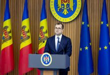 Photo of Prima declarație de avere a premierului Tofan: salarii și bonusuri de sute de mii de dolari, investiții și mai multe imobile