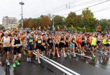 Photo of foto | „În pofida ploii și a frigului”. Chișinăul a găzduit peste 10.000 de participanți la maratonul internațional