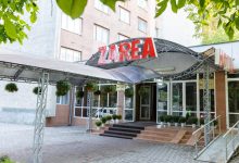 Photo of video | Hotelul „Zarea” din centrul Chișinăului, scos la vânzare. Tofan: „Ne dorim o licitație transparentă și cât mai mulți ofertanți”