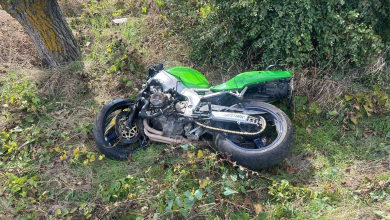 Photo of foto | Un tânăr și-a pierdut viața după ce s-a tamponat cu motocicleta într-un copac