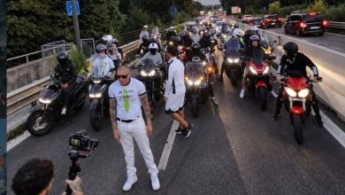 Photo of video | „Pericol pentru societate”. Un trapper originat din R. Moldova, expulzat din Italia după ce a blocat o autostradă pentru un videoclip
