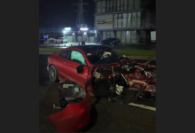 Photo of video | Un tânăr cu multiple încălcări a distrus Mercedesul pe care-l conducea încercând să scape de poliție