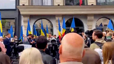Photo of video | „Cum să supraviețuiesc?” Oamenii au protestat la ANRE, nemulțumiți de scumpirea gazelor și căldurii