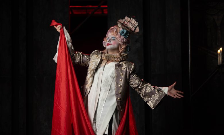 Photo of Weekend teatral la Chișinău: tragicomedie și comedie pe scena Teatrului „Eugène Ionesco”
