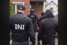 Photo of video | Percheziții la un grup suspectat de pregătirea dezordinilor în masă. Ce puneau la cale?