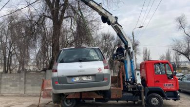 Photo of Reguli noi pentru parcări și mașini abandonate. Ce a votat Parlamentul în prima lectură