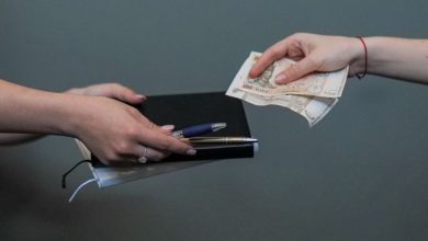 Photo of Închisoare de până la trei ani pentru cei care scriu lucrări de licență, master sau doctorat la comandă. Ce propune MEC